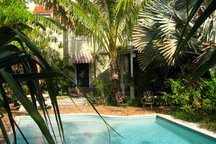 Secluded Beach Cottage with Parking