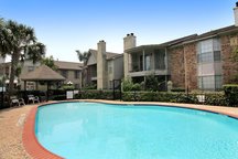 PRIVATE ROOM-NEWLY RENOVATED CONDO