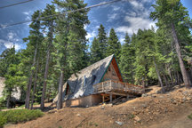 Adorable Lakeview Cabin