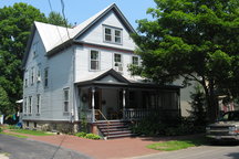 Saratoga style & comfort