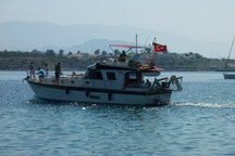 Seafront property with free cruise!