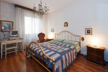 Double room in Pisa, near the walls