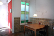 Five min walk from Plaza Catalunya