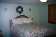 Guest Bed & Bath in Pleasant Home