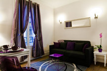 1B Ternes close to Champs Elysees