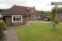 17mins from Olympic arena, sleeps 3