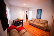 CUTE 2 BED HEART OF THE E. VILLAGE