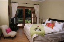 Luxurious, Modern Guesthouse Accomm