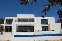 Modern villa with swimming pool.