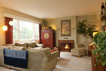 Oakland Hills Home - Yard & Hot Tub