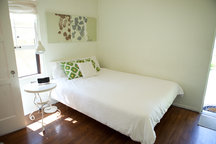 Los Feliz Spanish Villa Guest Suite