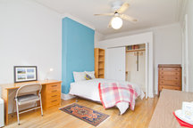 Park Slope Brooklyn!  Sunny Bedroom