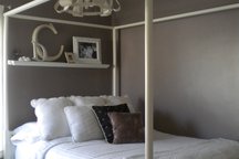clean cozy and pet friendly LA home