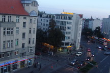 Bright comfortable bdrm in Neukölln