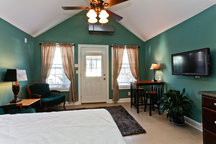Private Studio Apartment. ALL NEW!!