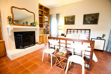 Large Studio with Private Entrance
