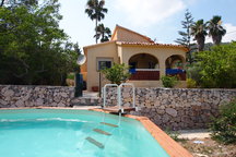 House with pool and (sea)view 