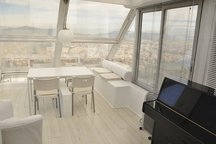 Loft Spectacular Sea & City Views