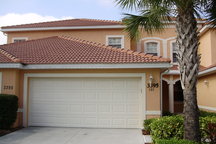 2 Bed/2bath  COACH HOME w/GARAGE