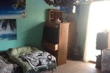 Large single room in yoga community