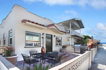 Balboa Pearl- 8 Houses to the Sand!
