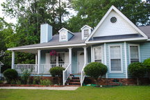 Quiet, Roomy House in the 'Burbs!