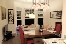 Modern large luxury 1br apartment