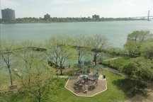 Beautiful Condo on Detroit River