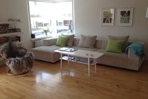 Modern apt. close to city and park 