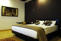 Rainbow Residency - Bed & Breakfast