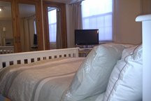 Large Double Room Shared bathroom