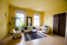 nice centrally located rooms