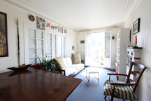 Vast room to rent in Paris center