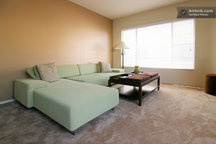 Spacious 2br Apt in Beverly Hills