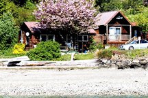 Charming Waterfront Home Hoodsport