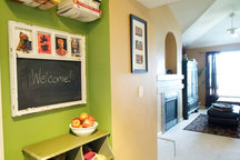 2 Bedroom Sleeps 6+ Gym Pool A/C!