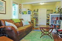 2BR Bungalow + Fruit Trees = Enjoy!