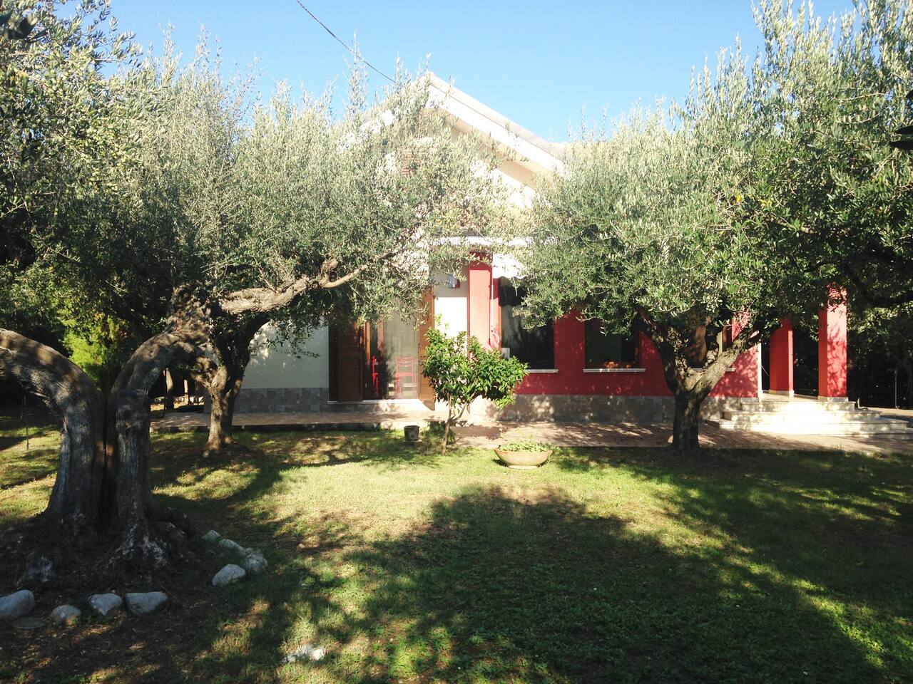 Top 20 città sant'angelo vacation rentals, vacation homes & condo ... Bedroom Italiaans design