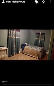 Spacious 5 bedroom historical home - Hoopeston - Casa