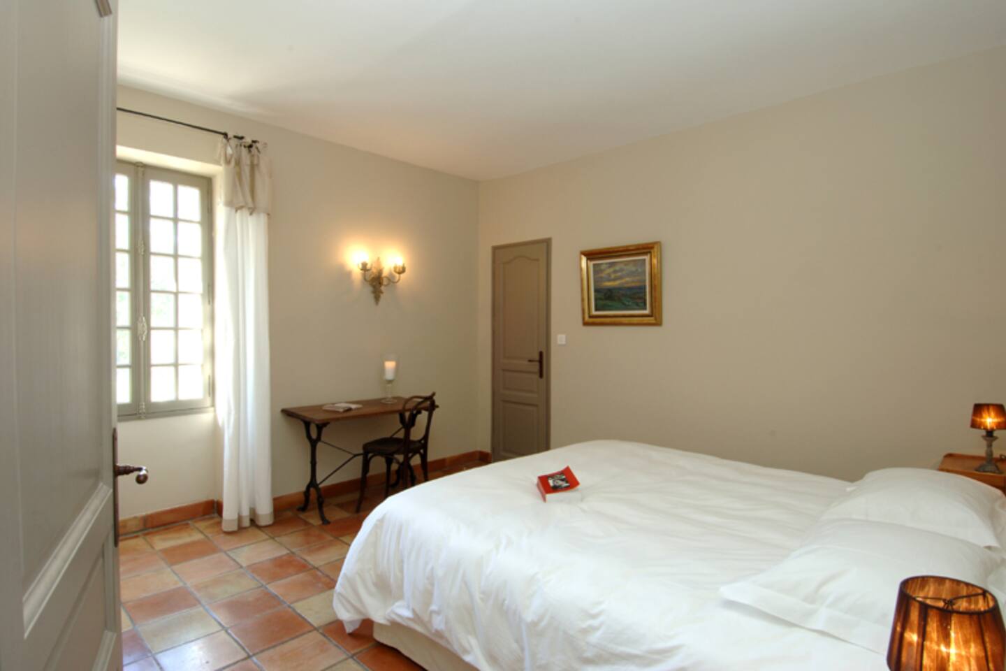 Mas molière, chambre agathe maisons à louer à robion