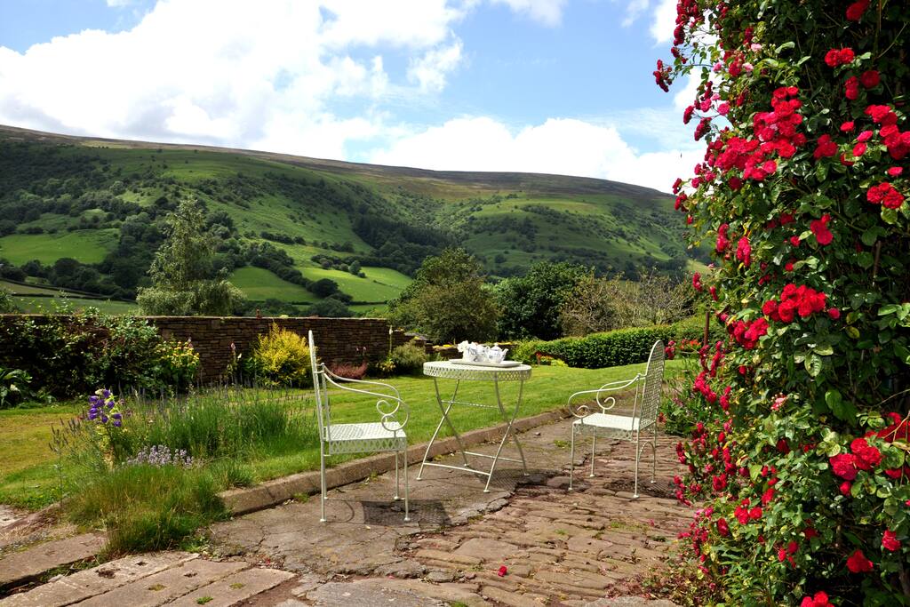 Flagstone Cottage, Broadley Farm Houses for Rent in Abergavenny