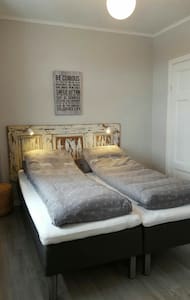 A cosy room with a view! - Lauvstad - Bed & Breakfast