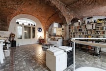 Central apt with sauna and hammam!