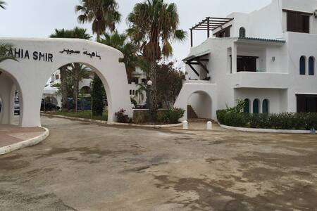 RDC Bel Appart 2 Pièces à 70Metres de la Plage - Fnideq - Departamento