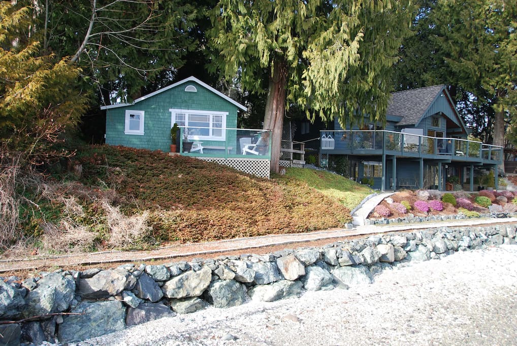 Private Oceanfront Cottage Cottages for Rent in Sooke