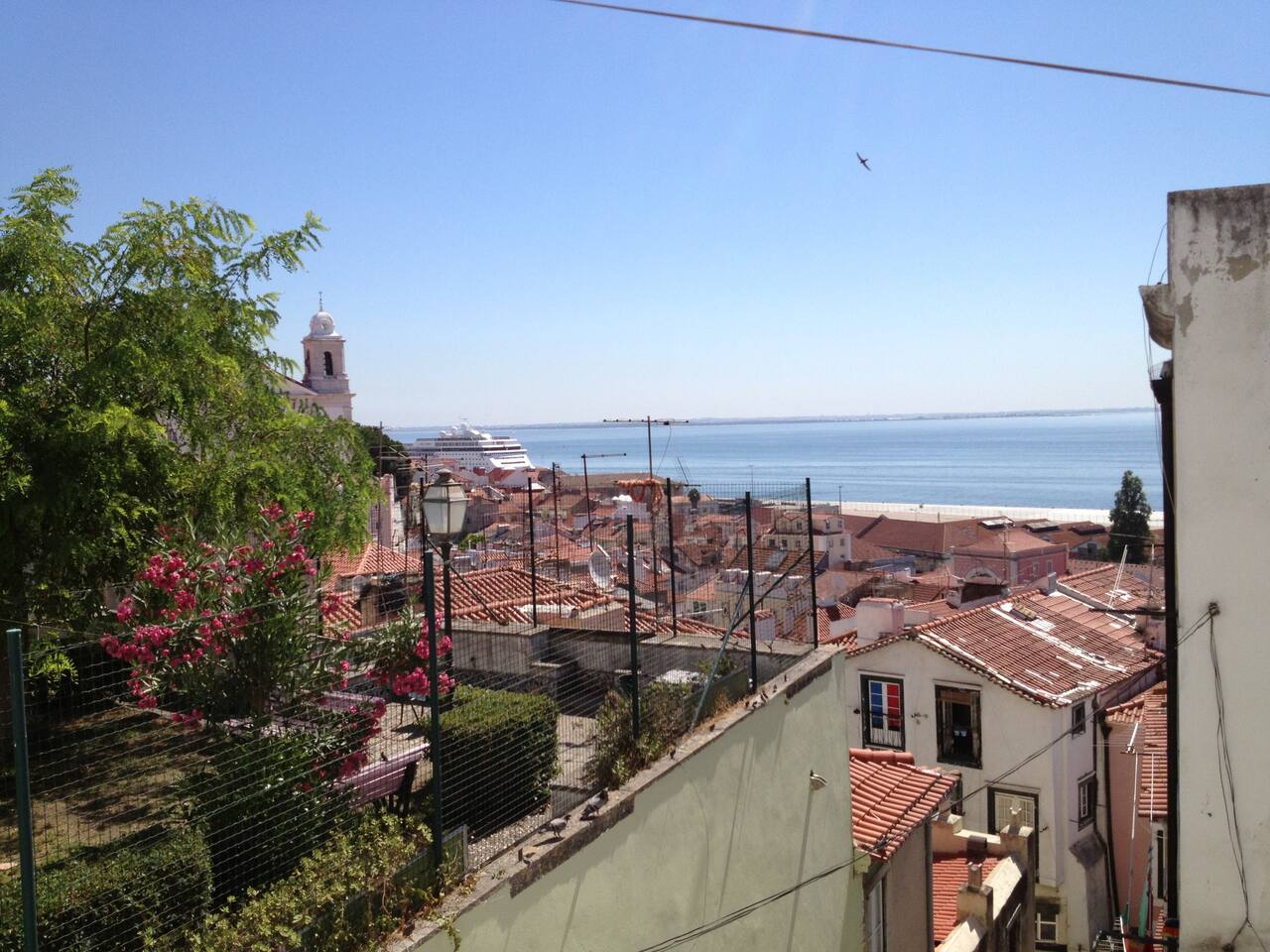 Cozy River View Alfama apartment Apartments for Rent in Lisbon