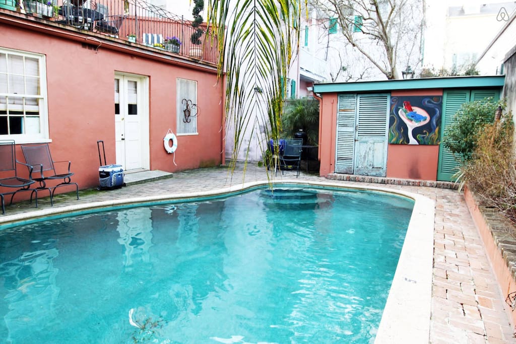 Pool & Luxury in Heart of NOLA - 1-BR sleeps 5