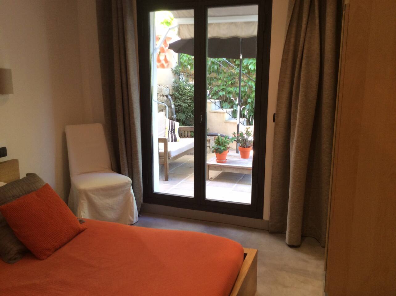 Le Cap chambre du0026#39;hu00f4tes a Cassis - Apartments for Rent in Cassis