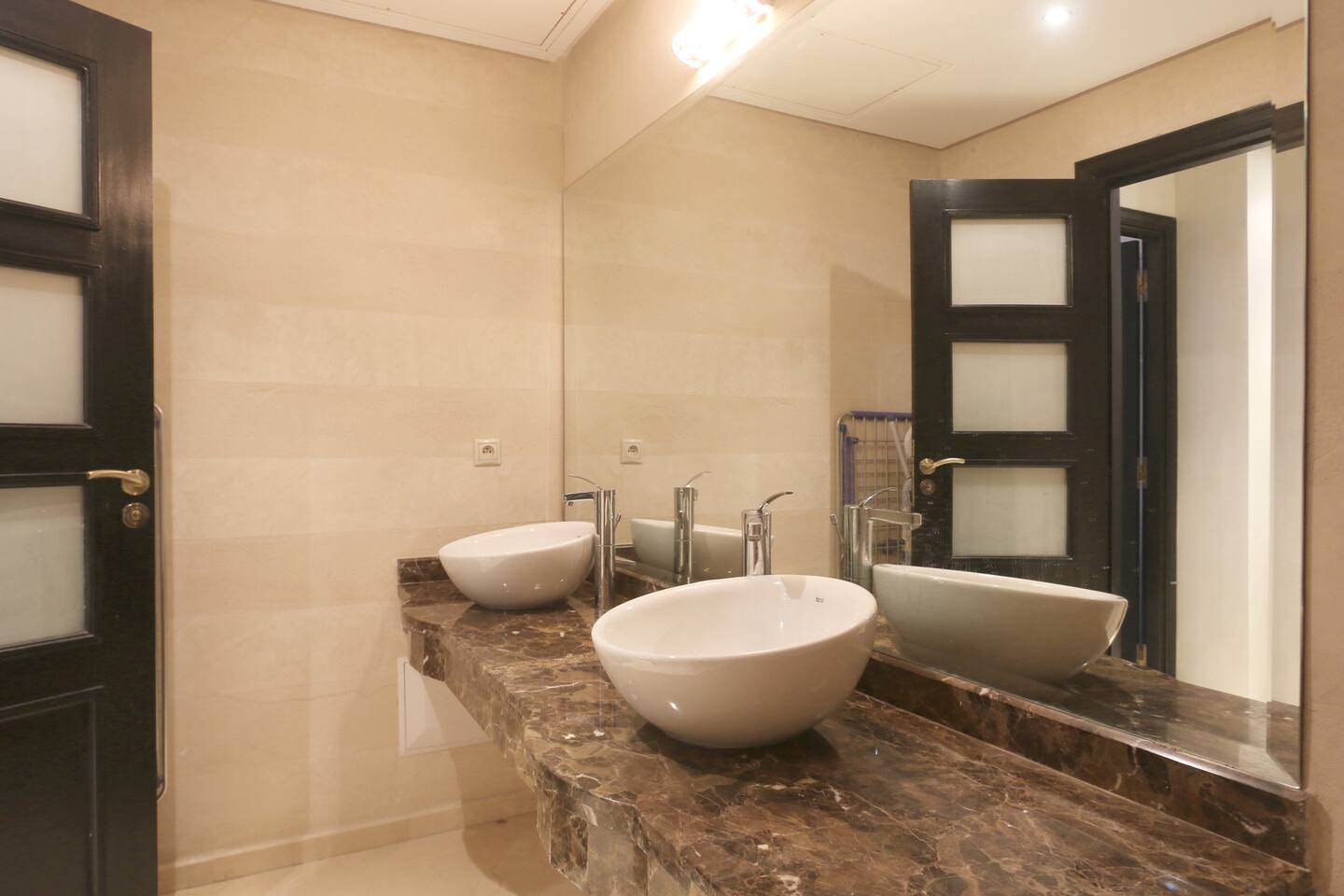 Duplex luxe centre gueliz piscine. flats for rent in marrakech