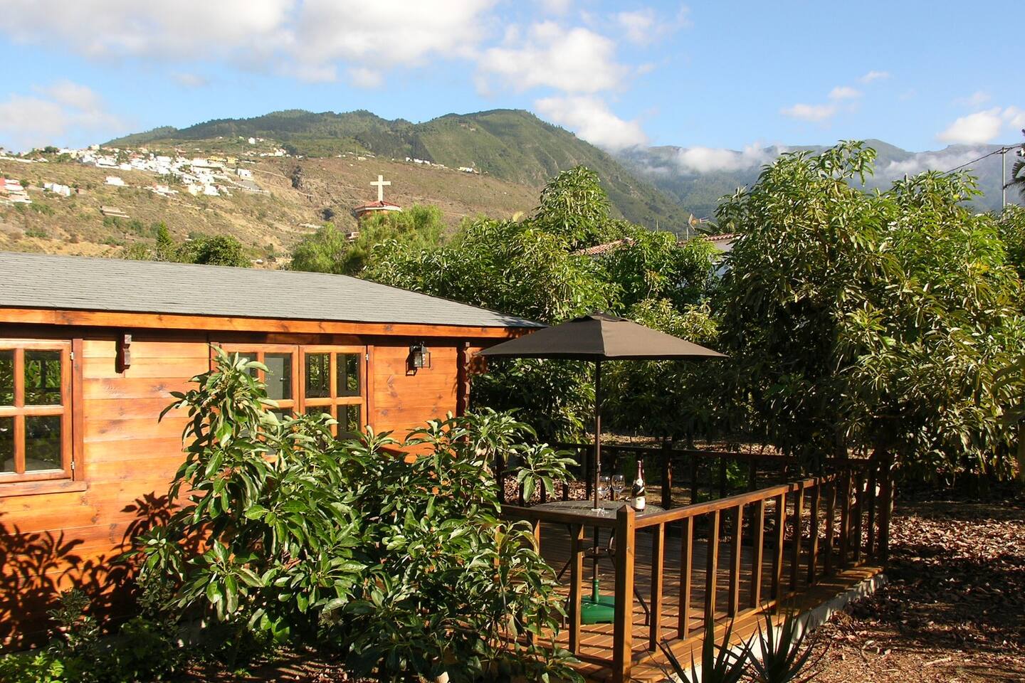 Cottage bougainville near bollullo zomerhuisjes/cottages te huur ...